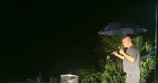 慈利縣楊柳鋪鄉(xiāng)|齊心協(xié)力，奮戰(zhàn)防汛一線