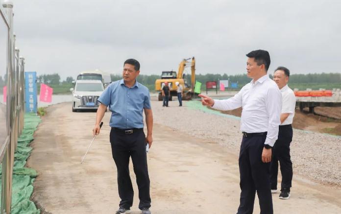 省委常委、副省長(zhǎng)張紅文來(lái)池督導(dǎo)檢查防汛備汛工作