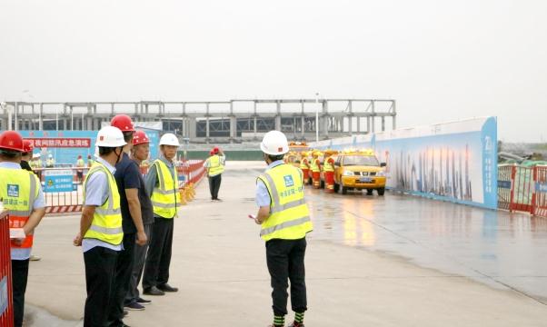 北京經(jīng)開區(qū)組織開展夜間防汛應急演練