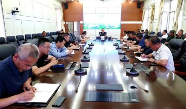 阿木爾林業(yè)局召開夏季森林防火，林下資源管理工作部署會議